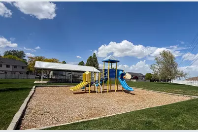 237 N 1120 E, Spanish Fork, UT 84660 - Photo 16