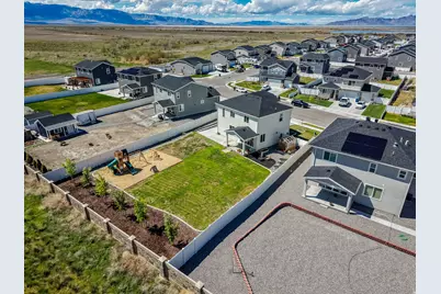 443 W Box Creek Dr, Stansbury Park, UT 84074 - Photo 26