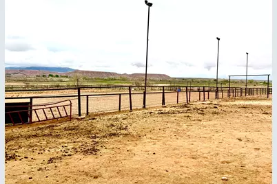 8457 E 6000 N, Lapoint, UT 84039 - Photo 34