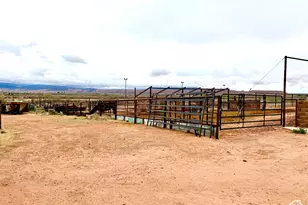 8457 E 6000 N, Lapoint, UT 84039 - Photo 28
