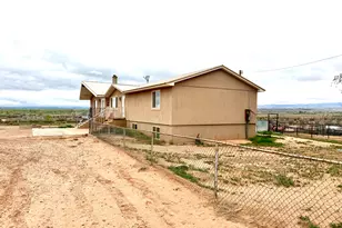 8457 E 6000 N, Lapoint, UT 84039 - Photo 6