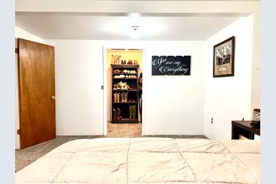 8457 E 6000 N, Lapoint, UT 84039 - Photo 18