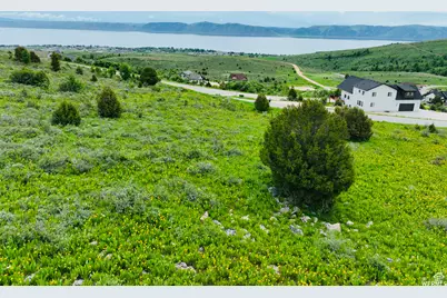 839 S Boosway Cir #61, Garden City, UT 84028 - Photo 8