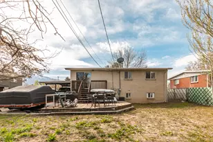 1553 E 6670 S, Cottonwood Heights, UT 84121 - Photo 20