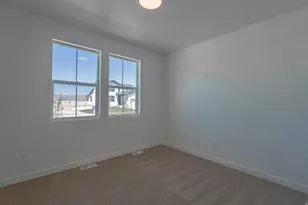 2158 E Granite Ln, Eagle Mountain, UT 84005 - Photo 12