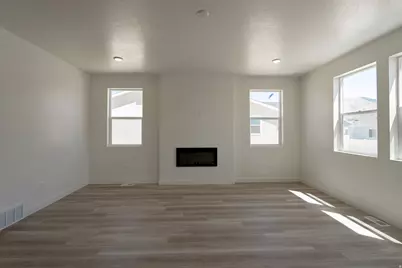 2158 E Granite Ln, Eagle Mountain, UT 84005 - Photo 10