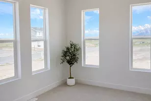 1149 W Blue Fox Dr, Grantsville, UT 84029 - Photo 4