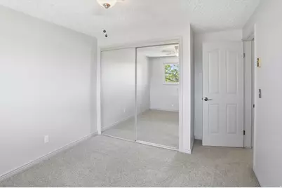 5396 S 4700 W, Hooper, UT 84315 - Photo 18