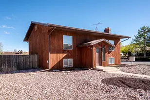386 W Frontier Cir, Cedar City, UT 84721 - Photo 2