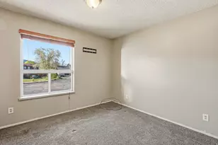 386 W Frontier Cir, Cedar City, UT 84721 - Photo 18