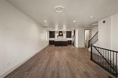 443 W 400 N #202, Salt Lake City, UT 84103 - Photo 4