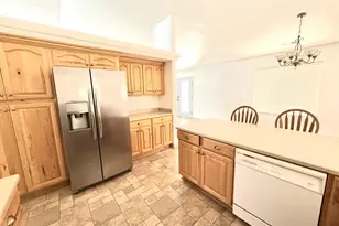 689 W 2050 S, Hurricane, UT 84737 - Photo 10