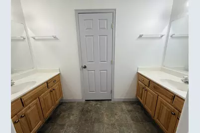 689 W 2050 S, Hurricane, UT 84737 - Photo 14