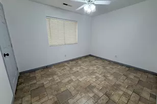 689 W 2050 S, Hurricane, UT 84737 - Photo 16