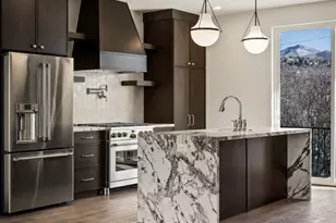 443 W 400 N, Salt Lake City, UT 84103 - Photo 2