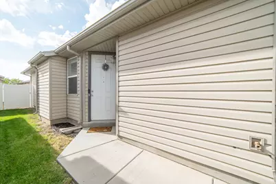 717 N Bradford Dr, North Salt Lake, UT 84054 - Photo 24