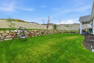 4821 W Juniper Bend Cir S, Herriman, UT 84096 - Photo 30