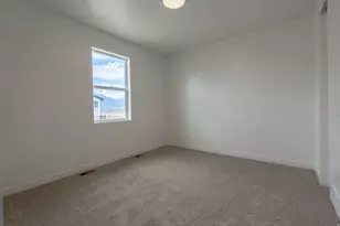 2191 E Granite Ln, Eagle Mountain, UT 84005 - Photo 12