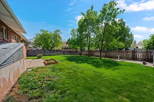 184 E 1150 N, Layton, UT 84040 - Photo 40