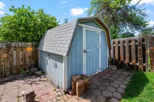 184 E 1150 N, Layton, UT 84040 - Photo 38