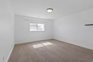 2253 Lone Tree Pkwy, Eagle Mountain, UT 84005 - Photo 36