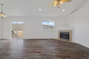 2253 Lone Tree Pkwy, Eagle Mountain, UT 84005 - Photo 18