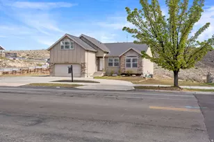 2253 Lone Tree Pkwy, Eagle Mountain, UT 84005 - Photo 2