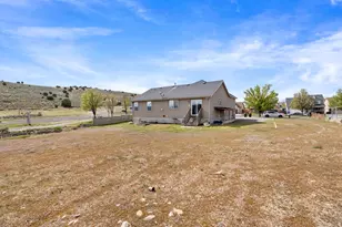 2253 Lone Tree Pkwy, Eagle Mountain, UT 84005 - Photo 4