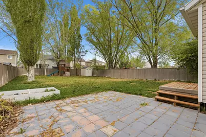 7915 N Geronimo Dr W, Lehi, UT 84005 - Photo 44