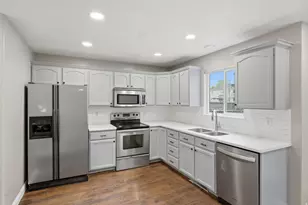 7915 N Geronimo Dr W, Eagle Mountain, UT 84005 - Photo 16
