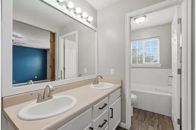 7915 N Geronimo Dr W, Lehi, UT 84005 - Photo 24