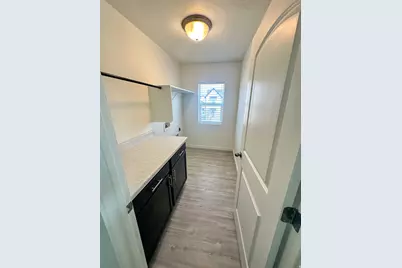 816 N 2175 W, Layton, UT 84041 - Photo 30