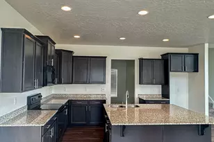 816 N 2175 W, Layton, UT 84041 - Photo 10