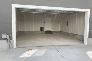 4566 W Pleasant Pne Ct, Salt Lake City, UT 84120 - Photo 32