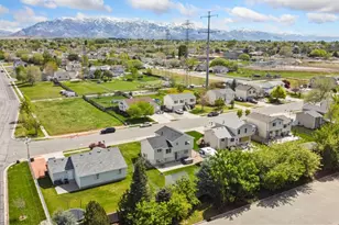 2029 N 1720 W, Clinton, UT 84015 - Photo 36