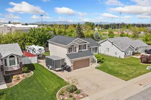2029 N 1720 W, Clinton, UT 84015 - Photo 4