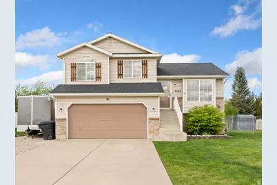 2029 N 1720 W, Clinton, UT 84015 - Photo 2