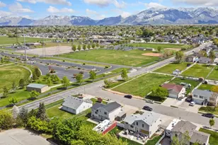 2029 N 1720 W, Clinton, UT 84015 - Photo 38