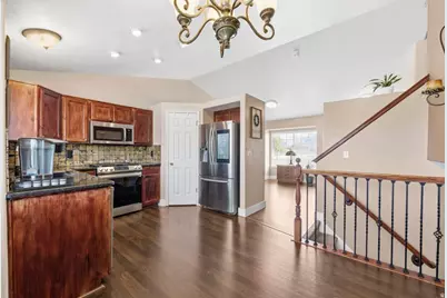 2029 N 1720 W, Clinton, UT 84015 - Photo 12