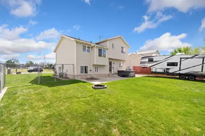 2029 N 1720 W, Clinton, UT 84015 - Photo 34