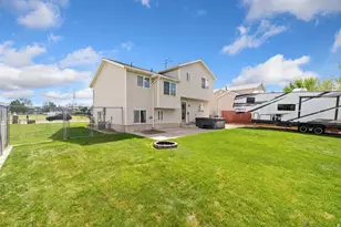 2029 N 1720 W, Clinton, UT 84015 - Photo 34