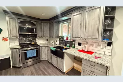 4231 S 675 E, South Ogden, UT 84403 - Photo 6