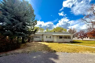 20 S 200 W, Bicknell, UT 84715 - Photo 2