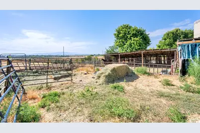 1632 S Main St, Springville, UT 84663 - Photo 36