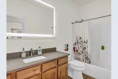 12367 S Black Foot St, Riverton, UT 84096 - Photo 24
