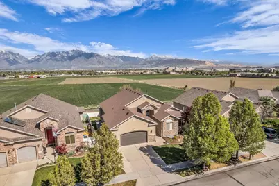 12367 S Black Foot St, Riverton, UT 84096 - Photo 2