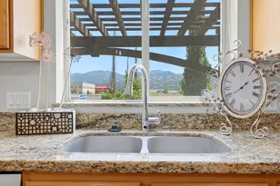 902 Romsey Ct, North Salt Lake, UT 84054 - Photo 20