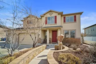 902 Romsey Ct, North Salt Lake, UT 84054 - Photo 2