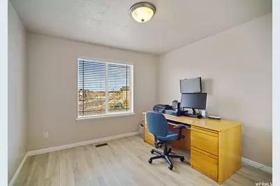 902 Romsey Ct, North Salt Lake, UT 84054 - Photo 18