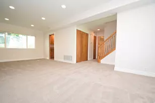 1449 N 725 W, West Bountiful, UT 84087 - Photo 2